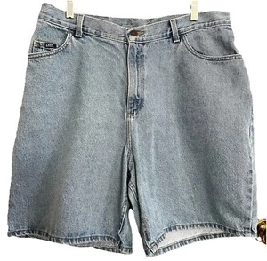 Vintage Lee Mom Jeans Denim Shorts 18W (36 x 7) Light Wash High Waist Cotton USA - Picture 1 of 16