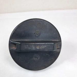 Toyota Celica 1979-1984 Factory Gas Fuel Petrol Cap OEM 77310-12100 - Picture 1 of 8