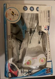 Rechargeable Kids Helicopter Flying Drone Toy - Picture 1 of 2