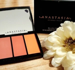 Anastasia Blush Trio "Peachy Love" - Picture 1 of 6