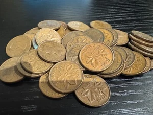 1962 CIRCULATED CANADA SMALL CENT FULL ROLL 50 COINS - Picture 1 of 1