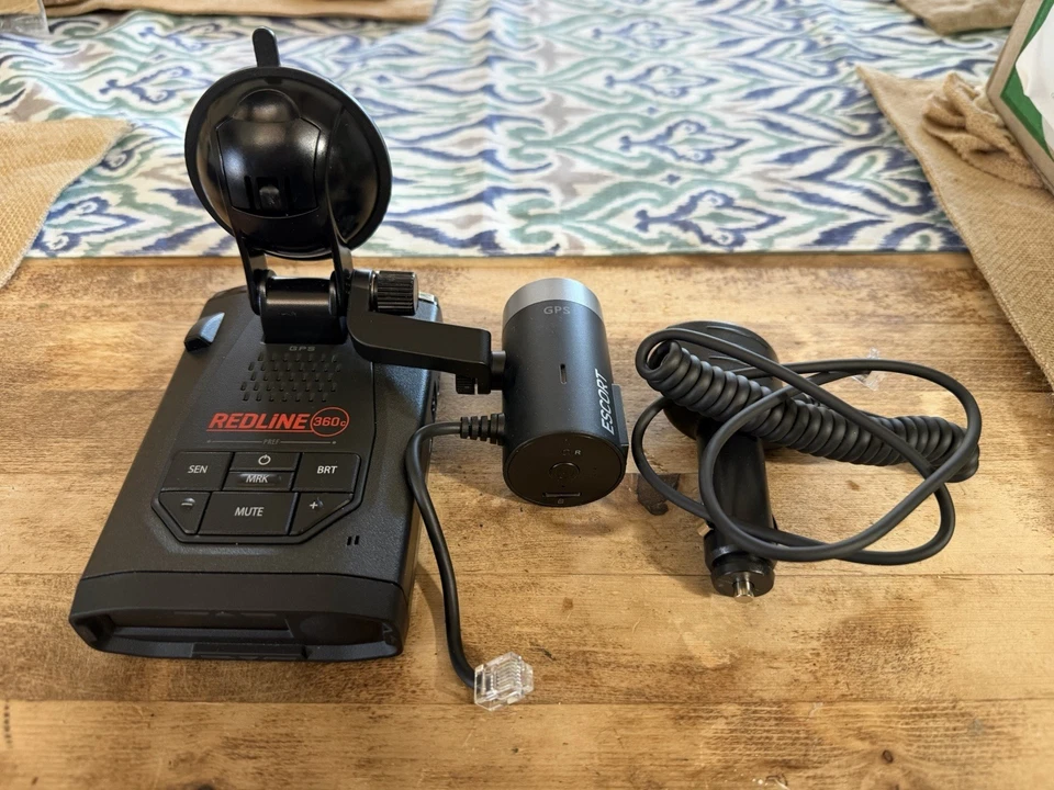 Escort Redline 360 C Radar Detector System With Dash Cam Attachment - Image 1 of 3