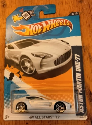 Hot Wheels HW All Stars '12 2011 Aston Martin One-77 blanco Foto 1 de 4