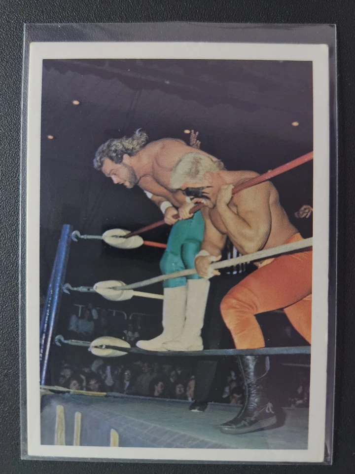 1988 Wonderama NWA #122 EDDIE GILBERT VS STING (RC) ROOKIE - Image 1 of 2
