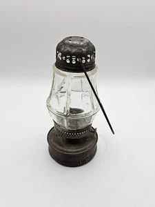 Vintage Perko Wonder Junior Ice Skaters Lamp with Perko Clear Globe - Picture 1 of 9