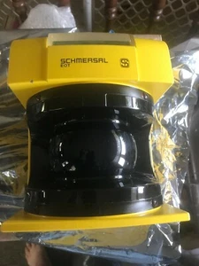 Escáner láser SCHMERSAL LSS 300-2110 EOT - Imagen 1 de 6