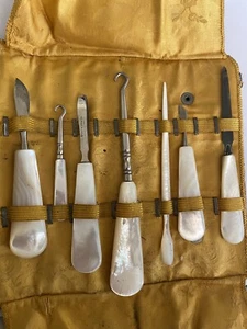 Maniküre Pflegeset Perlmutt Griff Reise 100 Jahre alt - Bild 1 von 12