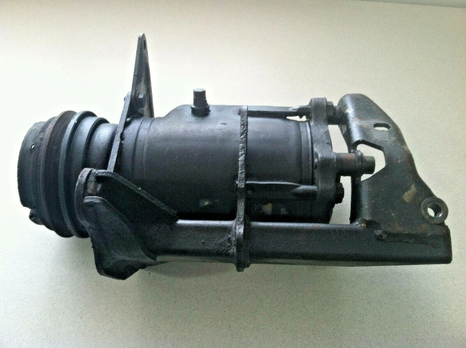 Mercedes-Benz 190E 190D W201 1987-1993 ~ compresor de aire acondicionado Foto 1 de 4