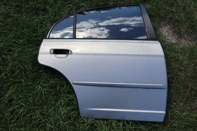 2001-2005 HONDA CIVIC  SEDAN REAR RIGHT PASSENGER SIDE DOOR SHELL PANEL - Imagem 1 de 4