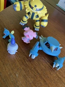 Mixed Lot Of 5 Pokemon Battle Figures - Picture 1 of 3