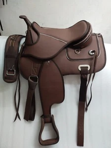 Synthetic Western Style Brown Treeless Horse Tack Saddle sizes 15" With Panel - Picture 1 of 6