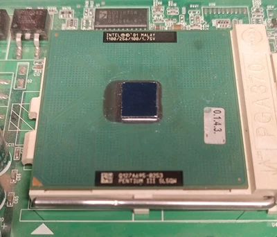 *TOP 100 Mhz Bus* Socket 370 Intel Pentium III Coppermine CPU 1100 MHz SL5QW - Image 1 of 4