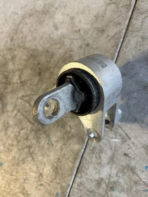 16-20 Model X Front Left Drive Unit Engine Raven Mount Bracket LH 1134682-00-C - Image 1 of 3