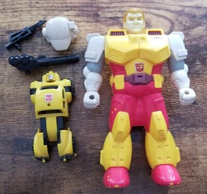 BUMBLEBEE G1 Transformers TF Pretenders Series 1989 Complete Action Figure - Picture 1 of 12