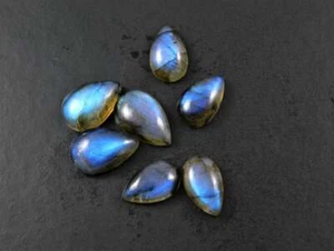 Lote de cabujón de piedra suelta de piedra labradorita natural llamativa de 14*10 mm azul - Imagen 1 de 5