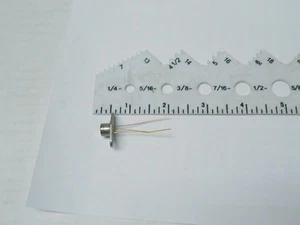 TRS2805S HALBLEITERTECHNOLOGIEN TRANSISTOR NEUER ALTER BESTAND - Bild 1 von 5