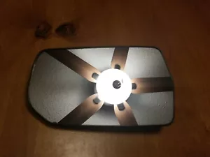 Chevy malibu mirror Glass Left mirror lens driver oem 17 18 19 20 (8) - Foto 1 di 5