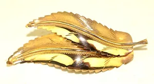 VINTAGE 18K YELLOW GOLD CURVED DOUBLE LEAF PIN 2.25 INCHES LONG FROM ITALY - Picture 1 of 5