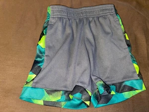 1 pr BOYS SHORTS gray with colorful trim size 2 T pockets pre-owned - Picture 1 of 4