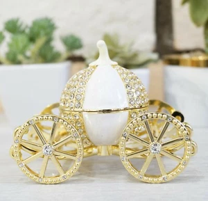 VI N VI Gold Rhinestone Princess Cinderella Crystal Pumpkin Carriage Trinket Box - Picture 1 of 4