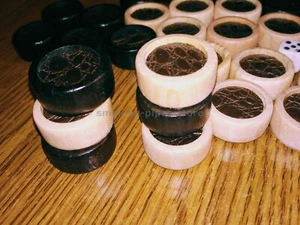 New LUX 30pcs Backgammon Board Game Wood Chips Checkers Pieces +2 Dice Handmade - Picture 1 of 10