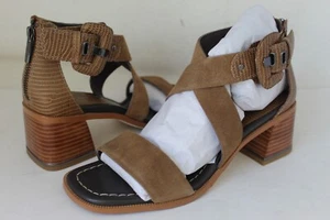 Donald Pliner Women's Helen Biscotti Leather Sandals Size 7.5 - Picture 1 of 7