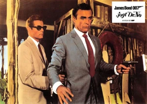 James Bond 007 jagt Dr. No ORIGINAL Aushangfoto Sean Connery / Ursula Andress - Picture 1 of 1