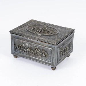 Jennings Brothers Silver-Plated Bakelite-Lined Trinket Box Village Scenes - Picture 1 of 9