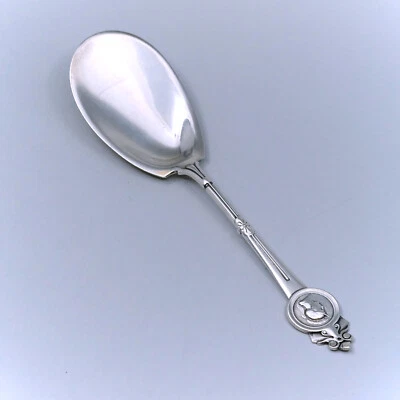 Cuchara de servidor de helados de plata esterlina Medallion de Gorham para Tiffany & Co Foto 1 de 4