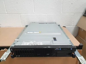 Serveur IBM x3650 M4 2U 2x Xeon E5-2643 v2 3,5 GHz 6 cœurs 64 Go RAM 2x 146 Go 15K - Photo 1/5