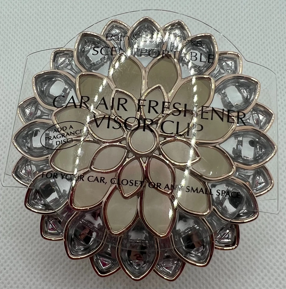 Ambientador de aire portátil con clip para visera y aroma flores gemas Bath & Body Works Foto 1 de 1