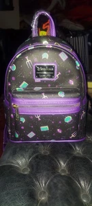 Disney Parks Loungefly Hocus Pocus AOP Mini Rucksack - Neu mit Etikett - Bild 1 von 3