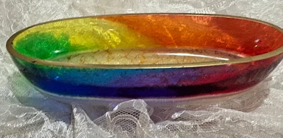 Cuenco de resina arco iris hecho a mano - Bandeja ovalada con borde dorado, colorida decoración de regalo Foto 1 de 4