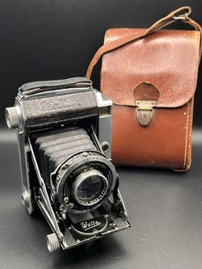 Welta Weltur - 6x4.5 Medium Format Camera [ 1937 ] - Foto 1 di 8