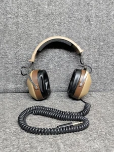 Auriculares estéreo realistas PRO 20 Radio Shack de colección probados y funcionan muy bien  - Imagen 1 de 10