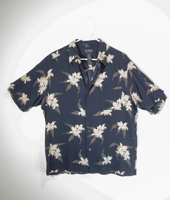 Axcess Men’s Hawaiian Shirt Navy Beige Floral Rayon Short Sleeve Size L - Image 1 of 4