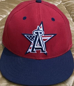 New Era 59fifty Los Angeles Angels USA Flag Embroidered Fitted Size 8 MLB - Picture 1 of 5