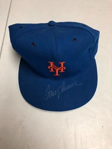 TOM SEAVER HAND SIGNED NEW YORK METS NEW ERA HAT AUTOGRAPHED HOF AUTO - Picture 1 of 4