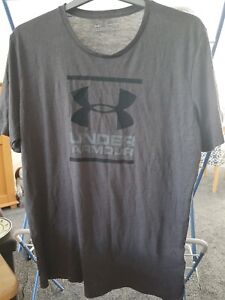 Men's Grey Under Armour Size XL Heatgear  T Shirt