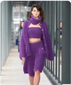 CHANEL 22A Purple Chunky Wool Cardigan w/ Crystal CC Buttons Sweater 34/US 2 - Picture 1 of 13