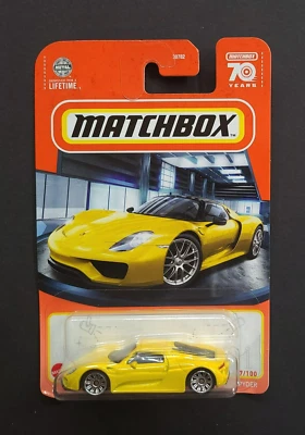 Matchbox Porsche Spyder 2022, amarillo coleccionista número 77 Foto 1 de 3