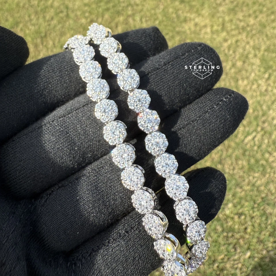 Collar de tenis con flores de 5 mm enchapado en oro blanco de 14 K cadena de circonita cúbica duradera helada Foto 1 de 4