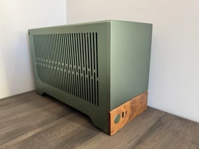 Fractal Terra Mini ITX Gaming PC | AM5 Ryzen 7 7700 | 7800 XT | 32GB DDR5 | 1TB - Image 1 of 4