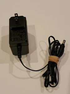 HOLOTO ADS-25FP-12 AC Power Adapter (12V - 2.0A) - Picture 1 of 6