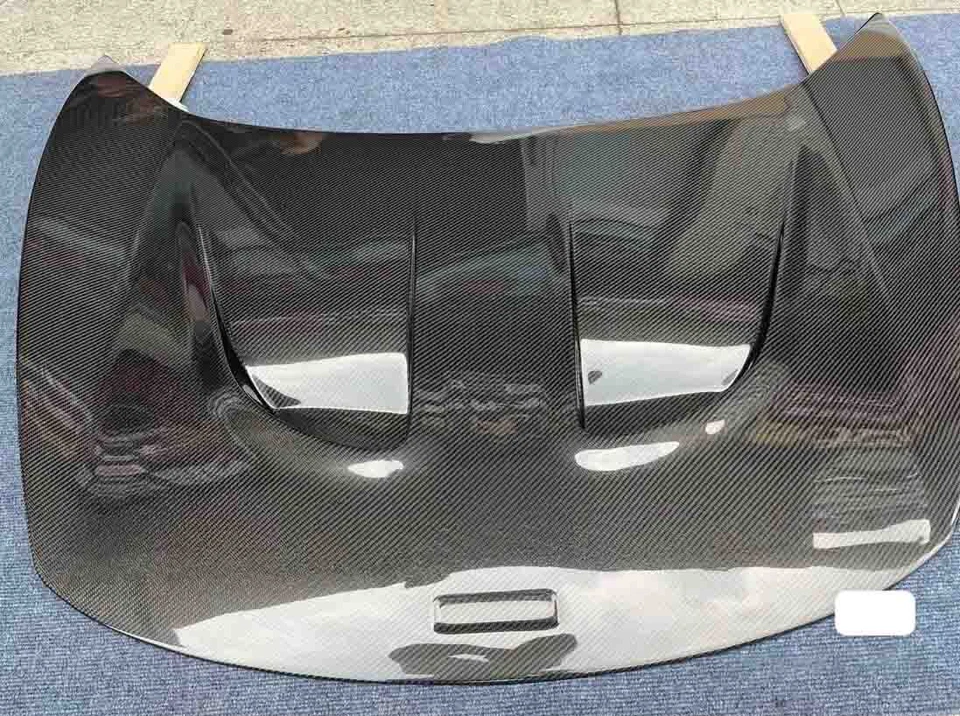 Real Carbon Fiber Front Panel Hood Bonnet Scoop Cover For McLaren 650S P1 Style - Image 1 of 3