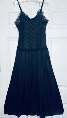 VTG Semi Sheer Lace Bodice UCW Long Black MEDIUM Nylon Nightgown Gown - Image 1 of 4