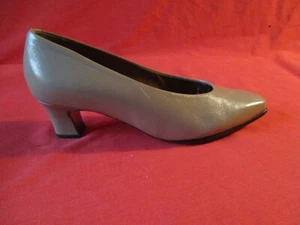 Easy Spirit decolte donna tacco 7,5B casual slip-on pelle beige - Foto 1 di 5