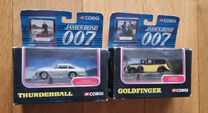 2 x CORGI JAMES BOND 007 THUNDERBALL & GOLDFINGER CARS "DATA CARD" - Picture 1 of 4