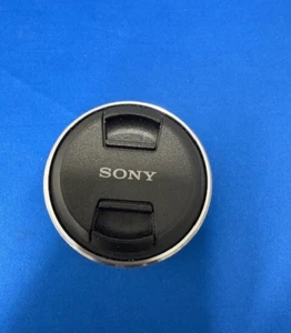 Sony SEL 16mm f/2.8 AF Lens E mount Great Condition - Picture 1 of 3