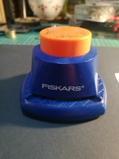 Fiskars 4 In 1 Corner Punch